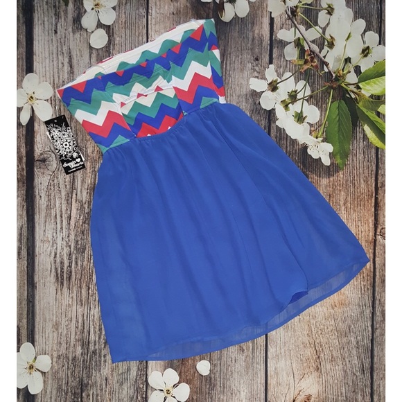 ⭐️HOST PICK!⭐️ Sequin Hearts by Michelle Minidress - Picture 3 of 7